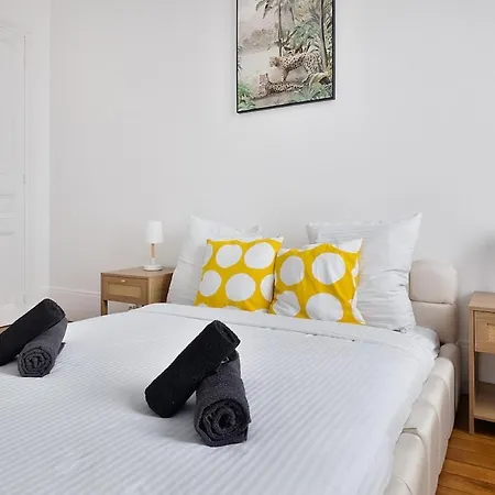 Apartment Paris Foch La Defense Etoile Elysees *